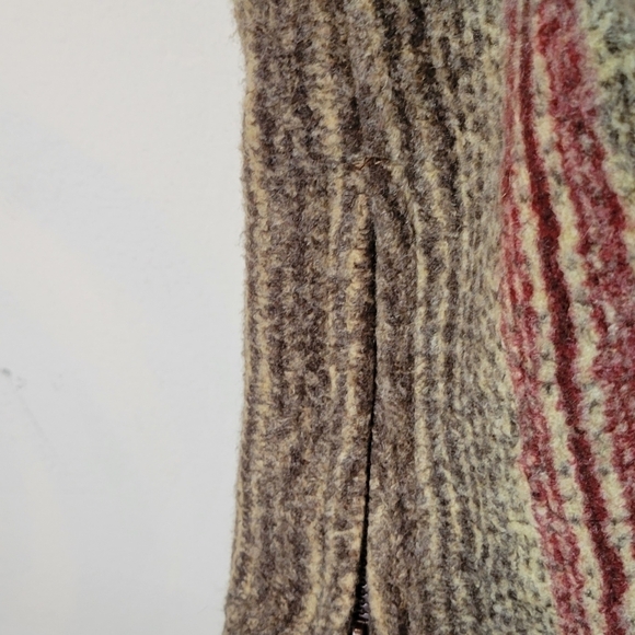 Tsunami Jacket Made in Canada Size  XL - Picture 9 of 9